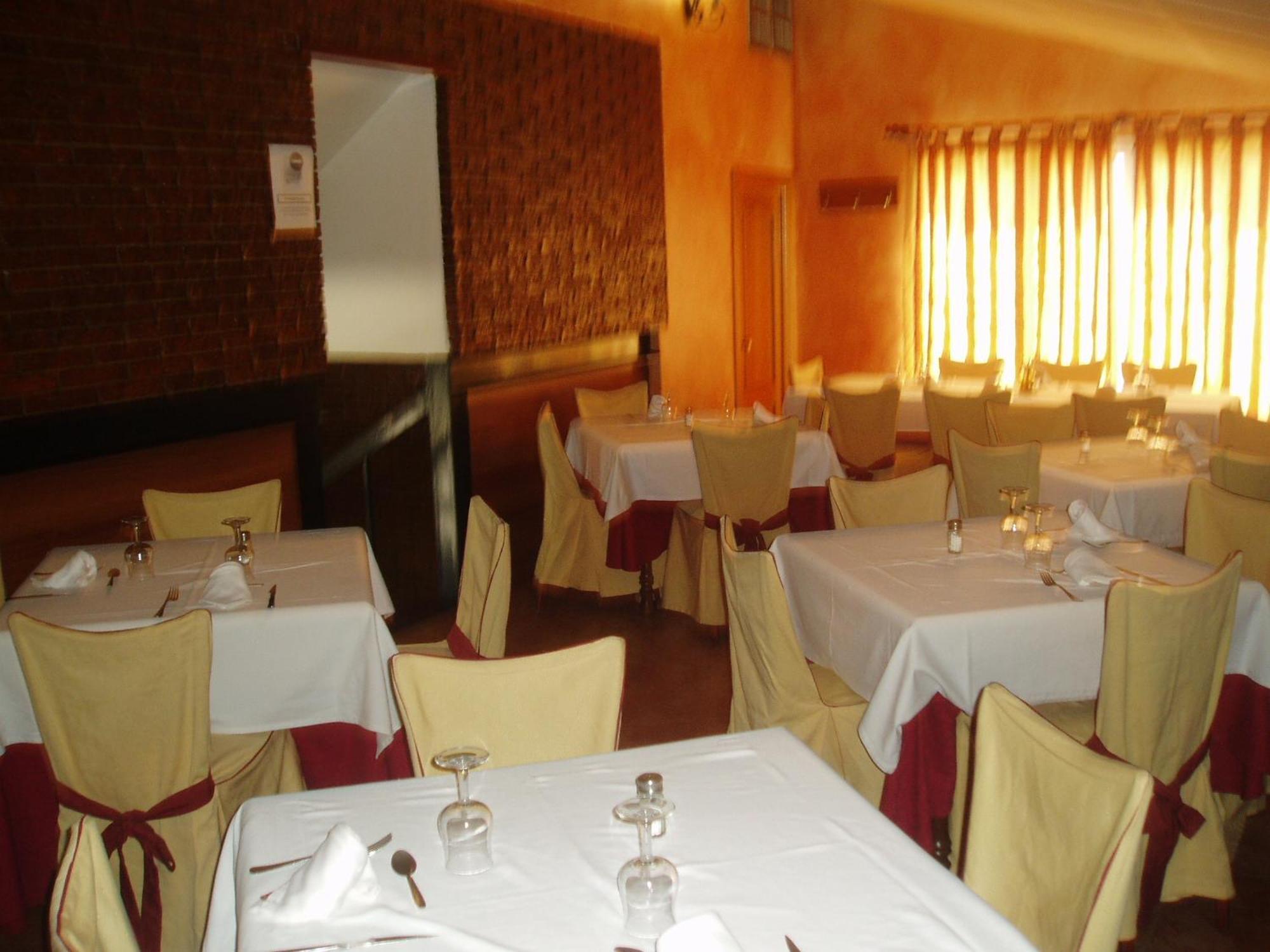 Hotel Manzanares Eksteriør billede