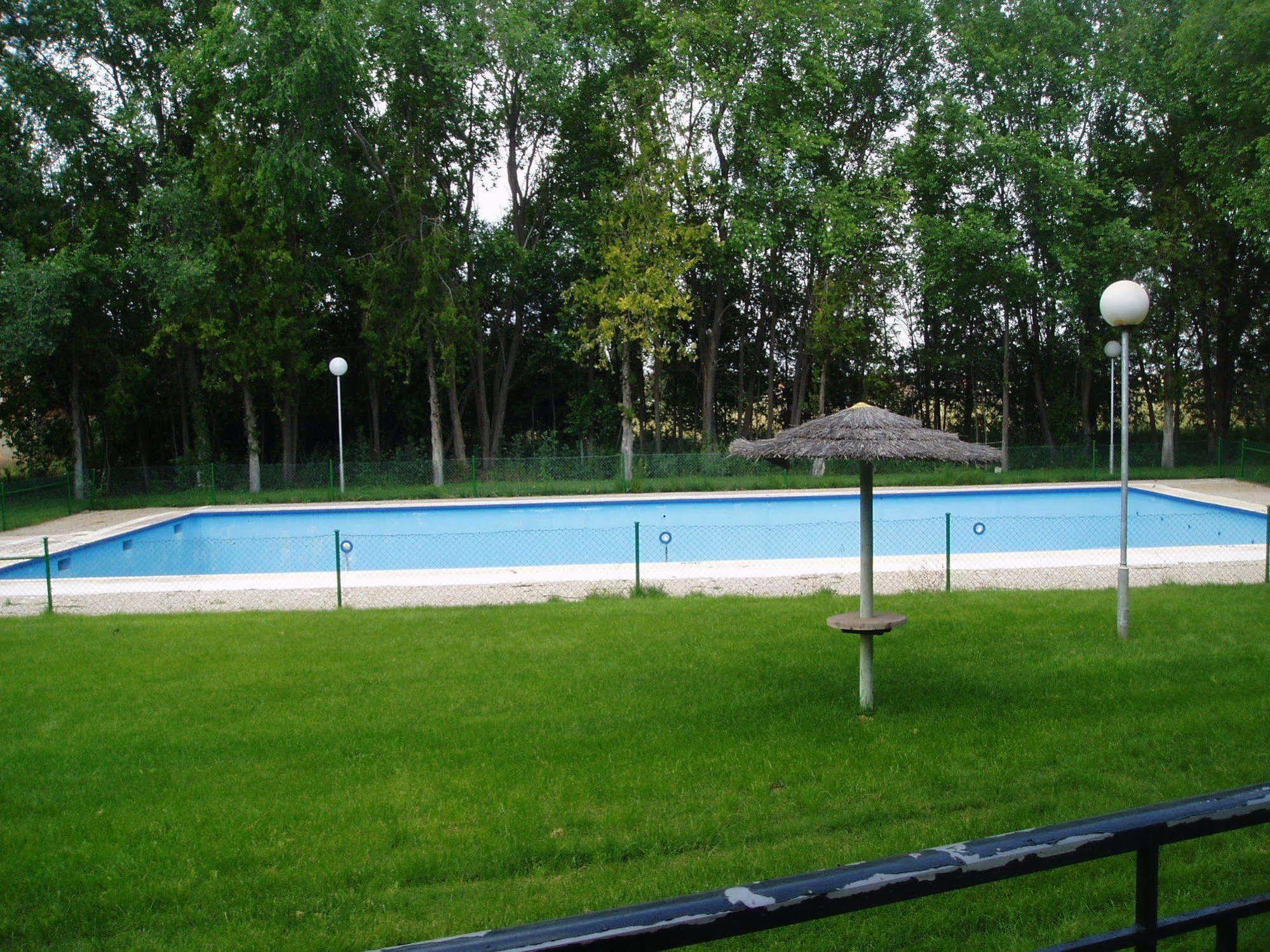 Hotel Manzanares Eksteriør billede