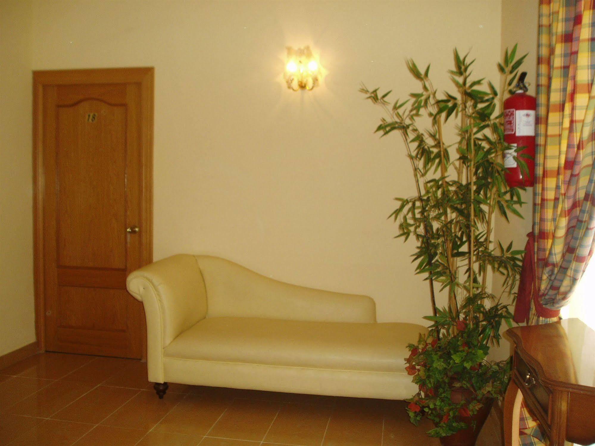 Hotel Manzanares Eksteriør billede